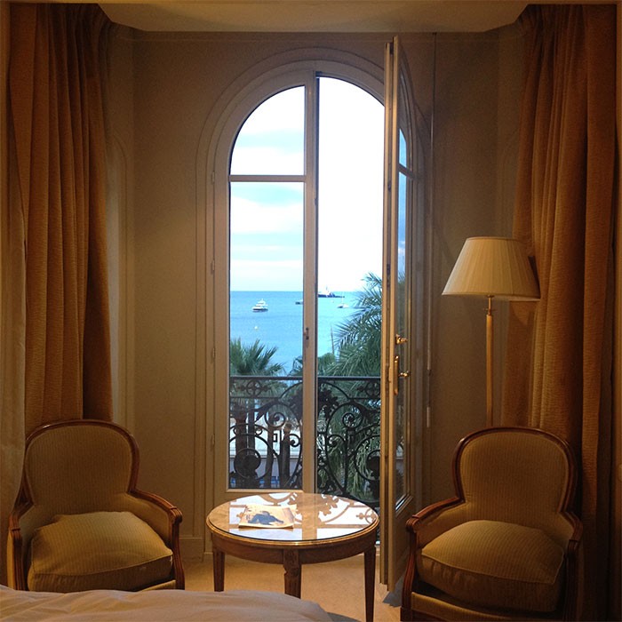 Pair Of Louis XVI Style Armchairs From The Carlton Hotel In Cannes -photo-3
