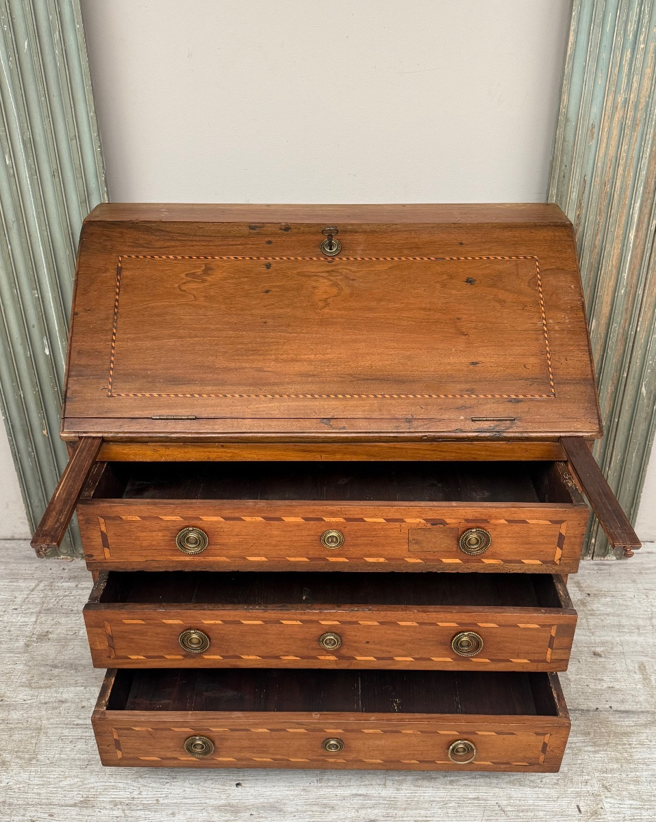 Louis XVI Period Walnut Sloping Desk -photo-3
