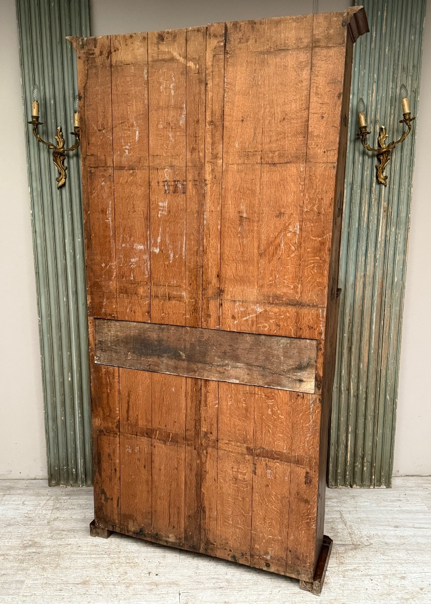 Rare 17th Century Oak Sideboard -photo-2