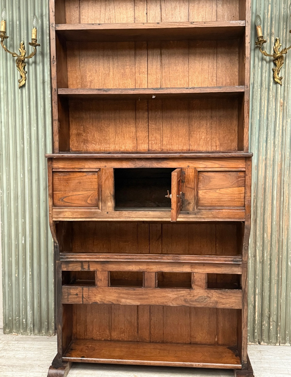 Rare 17th Century Oak Sideboard -photo-3