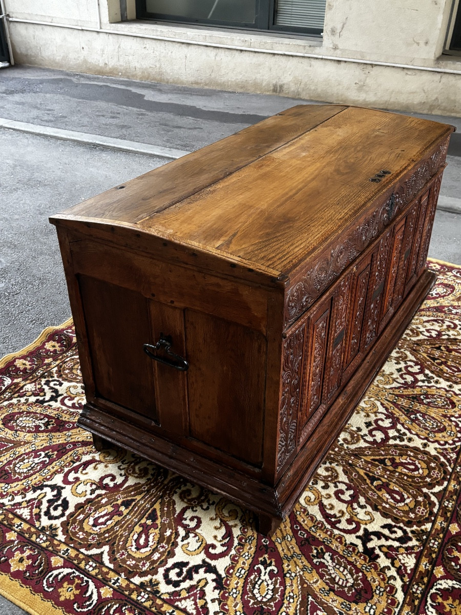 Coffre de mariage en chêne d’époque renaissance -photo-2