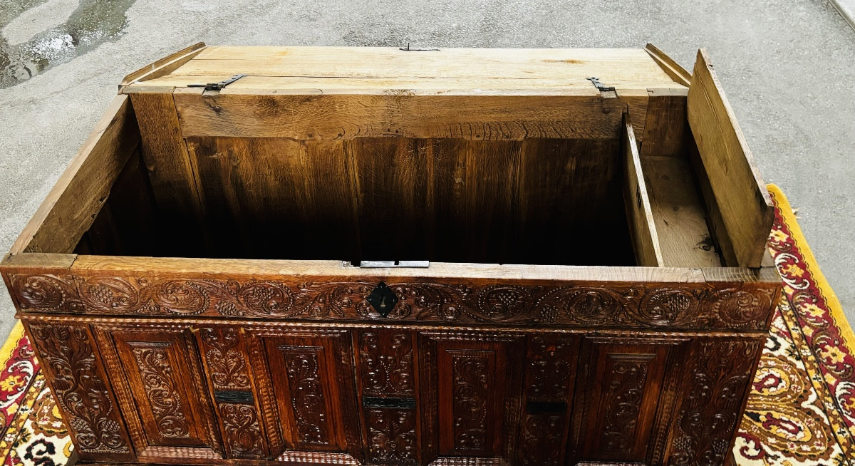 Coffre de mariage en chêne d’époque renaissance -photo-4