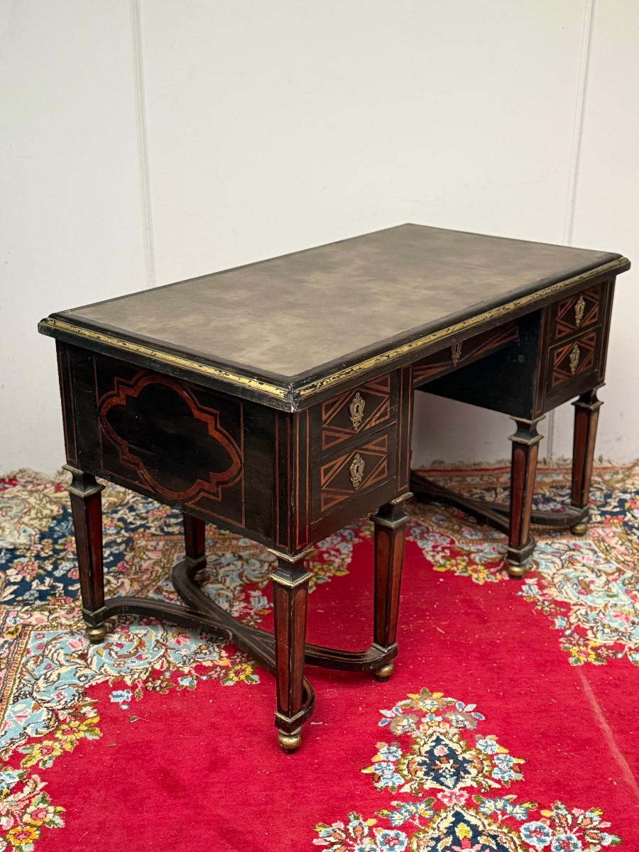 Mazarin Desk With Black Background Decoration From The Louis XIV Period -photo-6