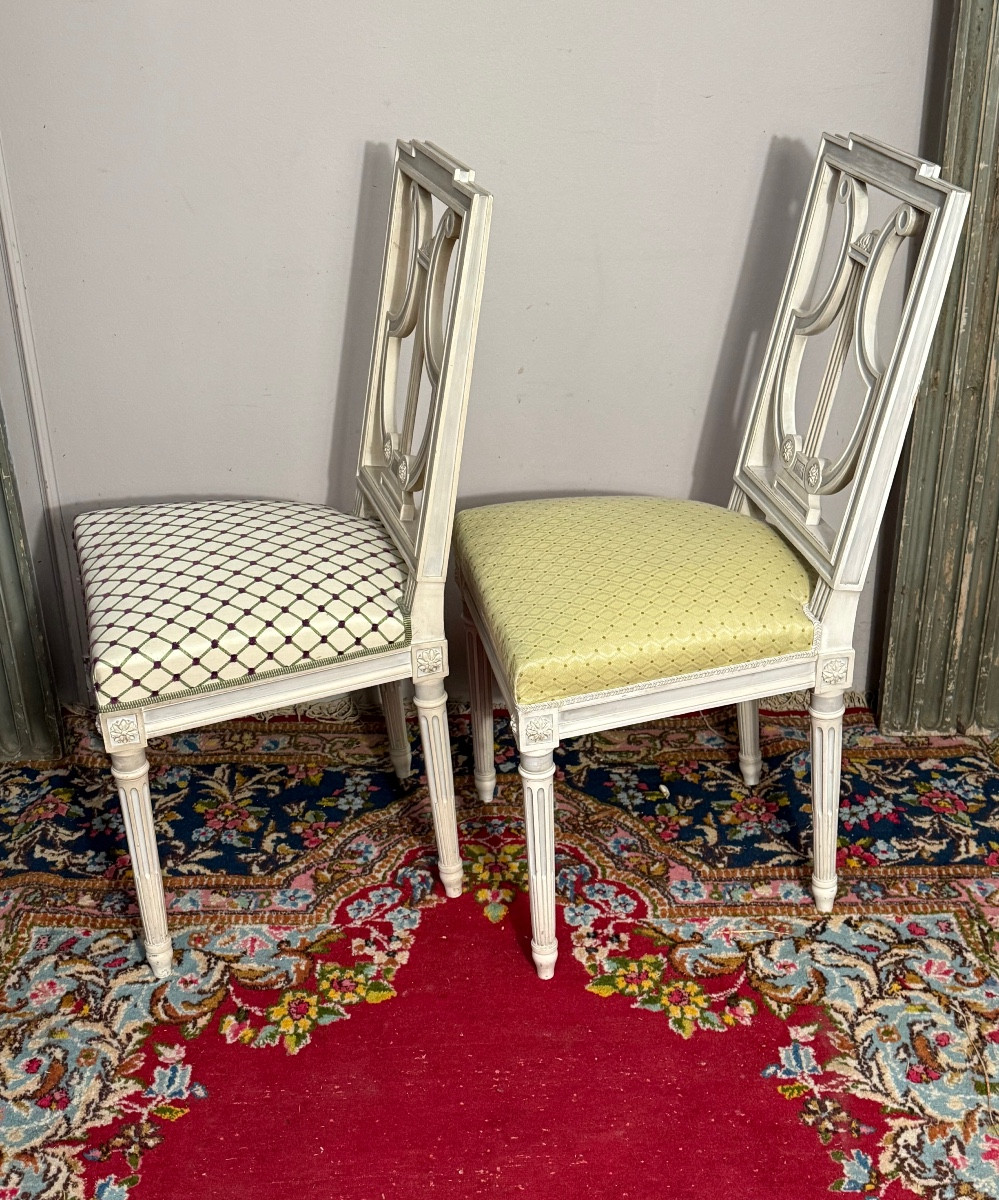 Paire de chaises de style Louis XVI  dossier lyre-photo-3