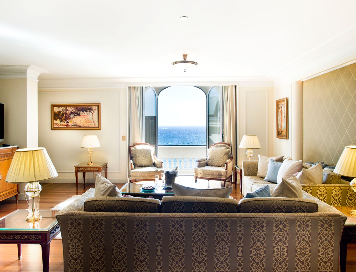 Fauteuil de style Louis XVI hotel Carlton à cannes -photo-5