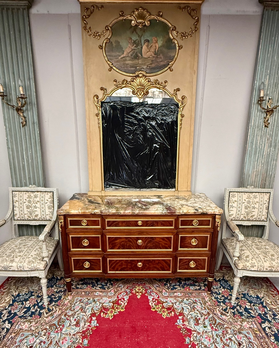 Louis XVI Style Mahogany Chest Of Drawers