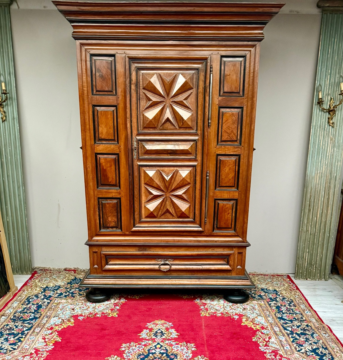 Louis XIII Period Wardrobe In Walnut 17th Century-photo-6