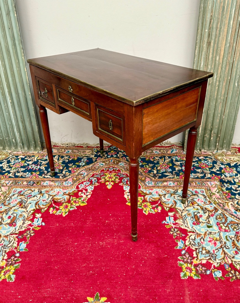 Louis XVI Period Mahogany Man's Dressing Table-photo-4