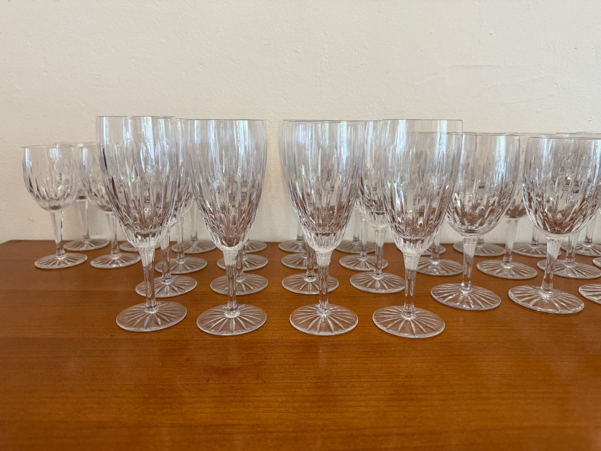 Suite de 43 verres en cristal de la cristallerie royale de Bayel-photo-6