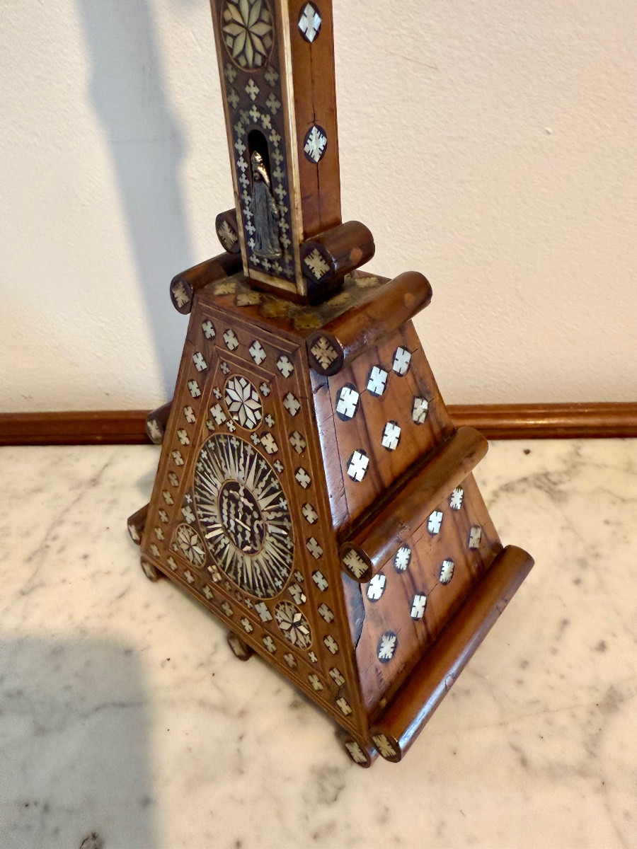 Crucifix In Olive Wood Inlaid With Mother-of-pearl-photo-4