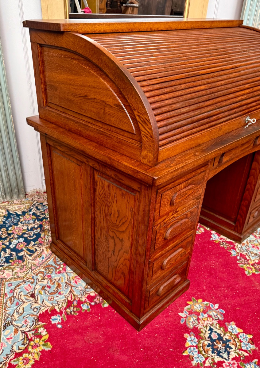Solid Oak American Desk-photo-1