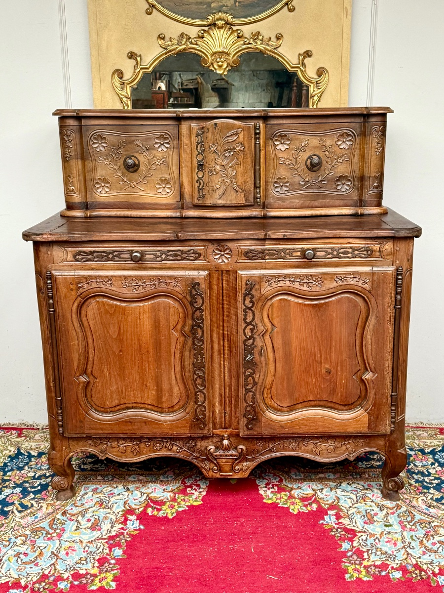 Buffet glissant provençal  d’époque louis xv  18 ème siècle 