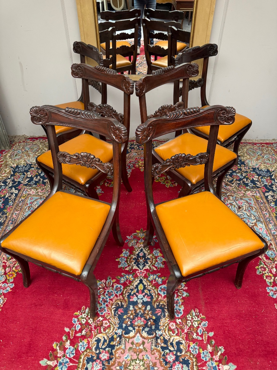 Suite de six chaises en acajou de style anglais -photo-5