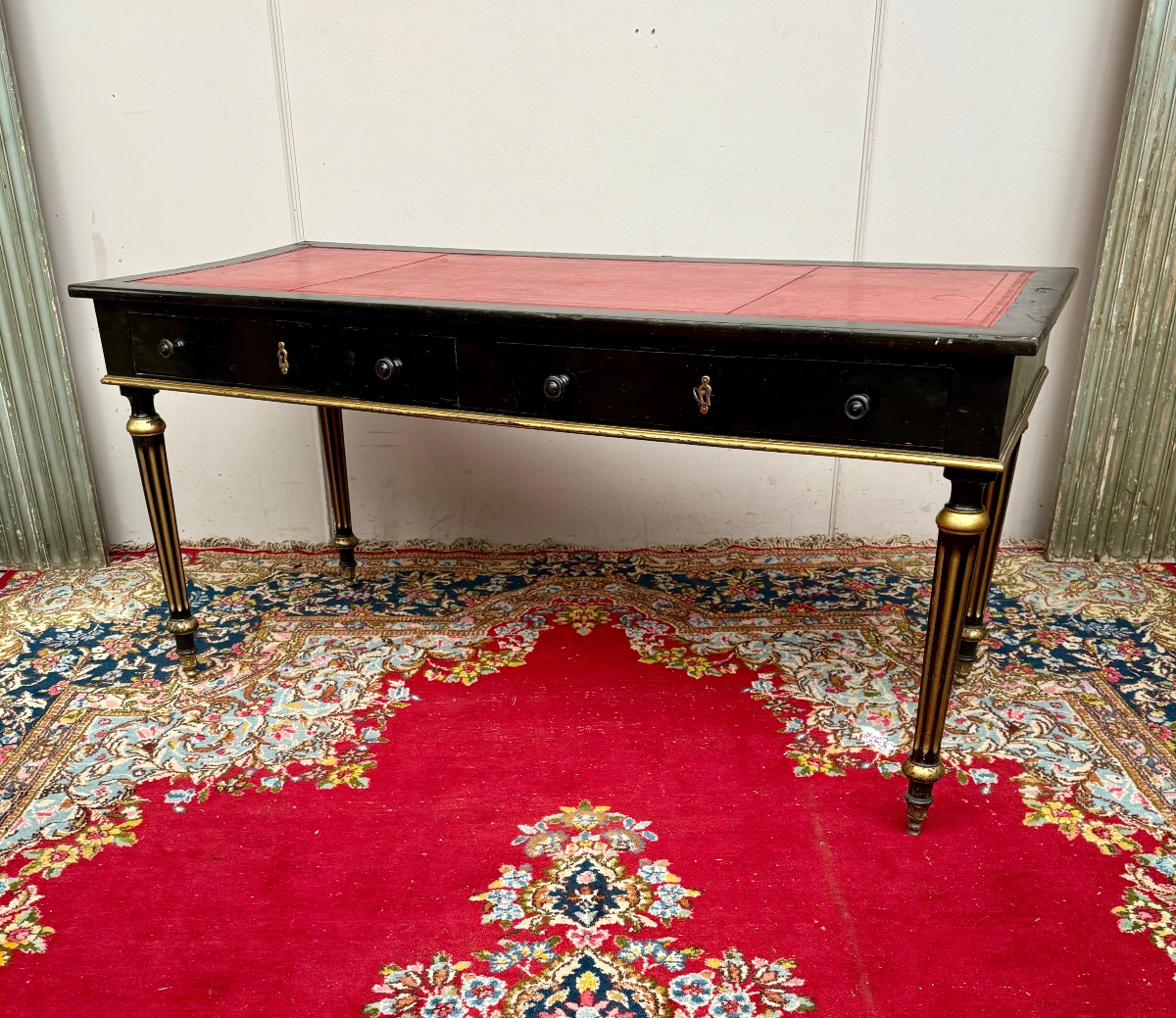  19th-century Louis XVI-style Black Lacquered Desk 