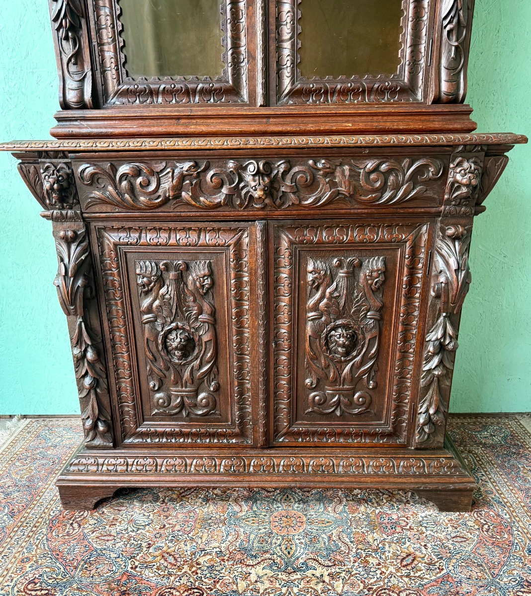 Two-section Renaissance-style Display Cabinet And Bookcase -photo-7