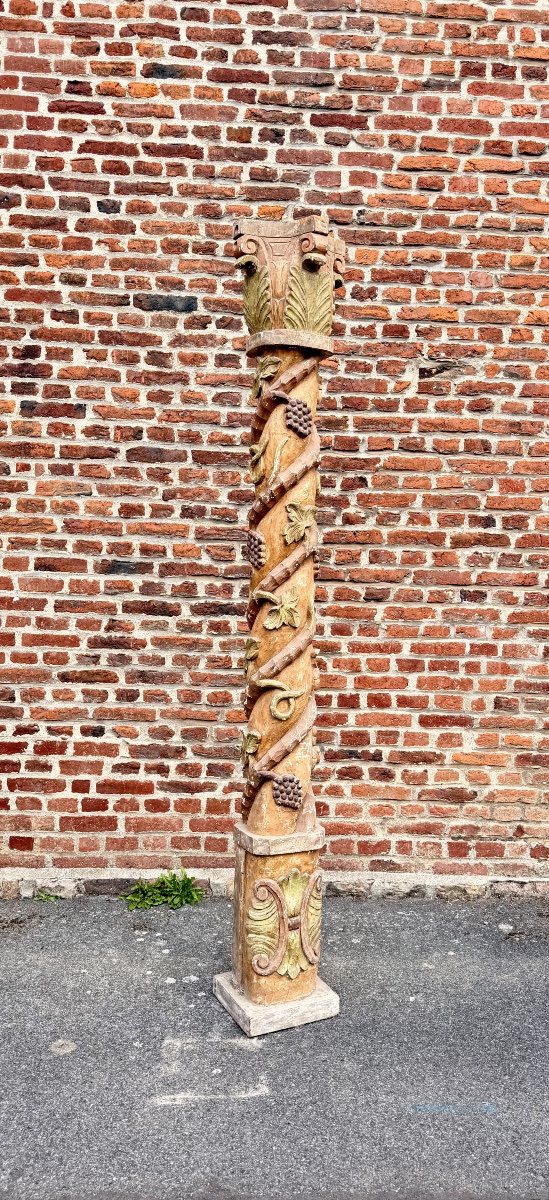 Colonne torsadée en bois sculpté polychrome 19 ème -photo-5