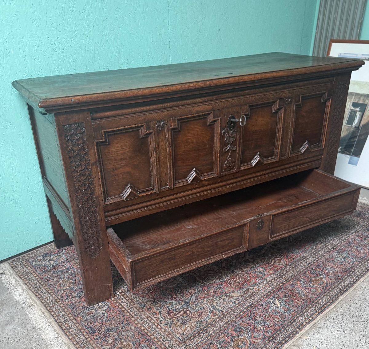 Solid Oak Chest, 18th Century -photo-7