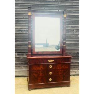 Mahogany Chest Of Drawers From The Restoration Period