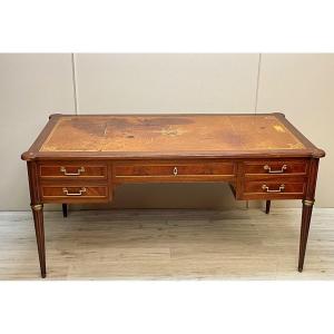 Large Louis XVI Flat Desk In Mahogany From The 19th Century 