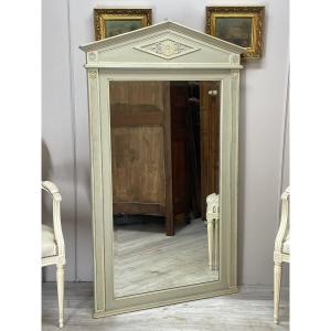 Lacquered Wooden Mirror With Pediment From The Restoration Period 