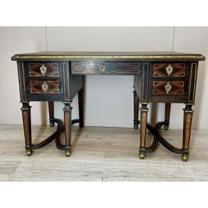 Bureau Mazarin époque 18 ème 