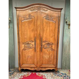 armoire louis XV en noyer 
