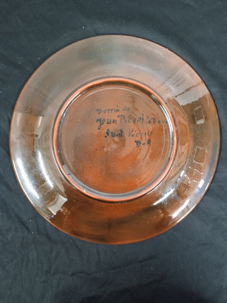 Picart le doux Jean ( 1902  1982  ) feuille noire sur un fond ocre  assiette-photo-2