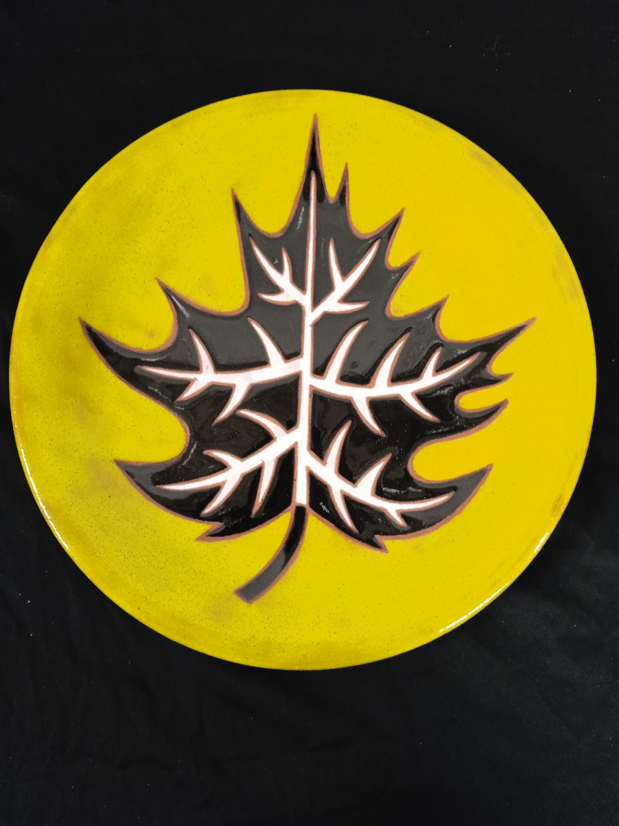 Picart Le Doux (1902-1982) Plate, Black Leaf On An Anise Green Background