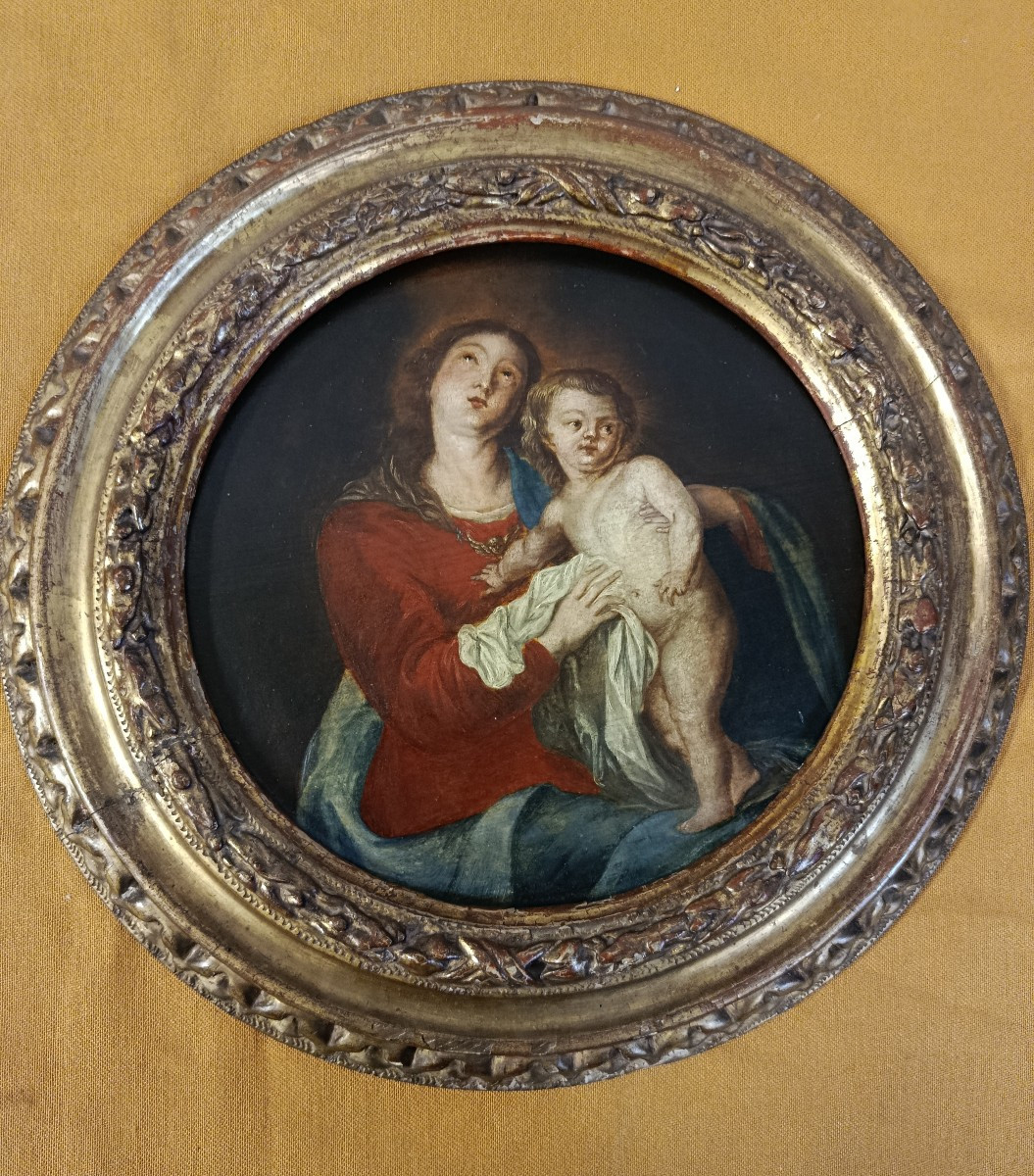 école flamande d' aprés  Rubens: " vierge à l enfant jésus " dans un cadre d époque  louis XIV