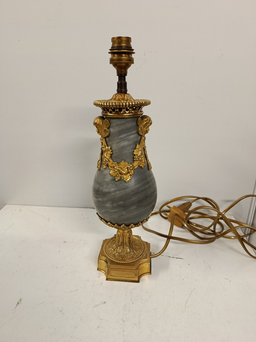 Small Louis XVI Style Lamp In Grey Marble And Gilt Bronze, 20th Century-photo-2