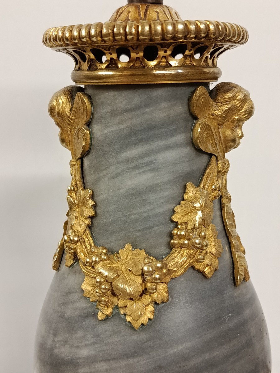 Small Louis XVI Style Lamp In Grey Marble And Gilt Bronze, 20th Century-photo-3