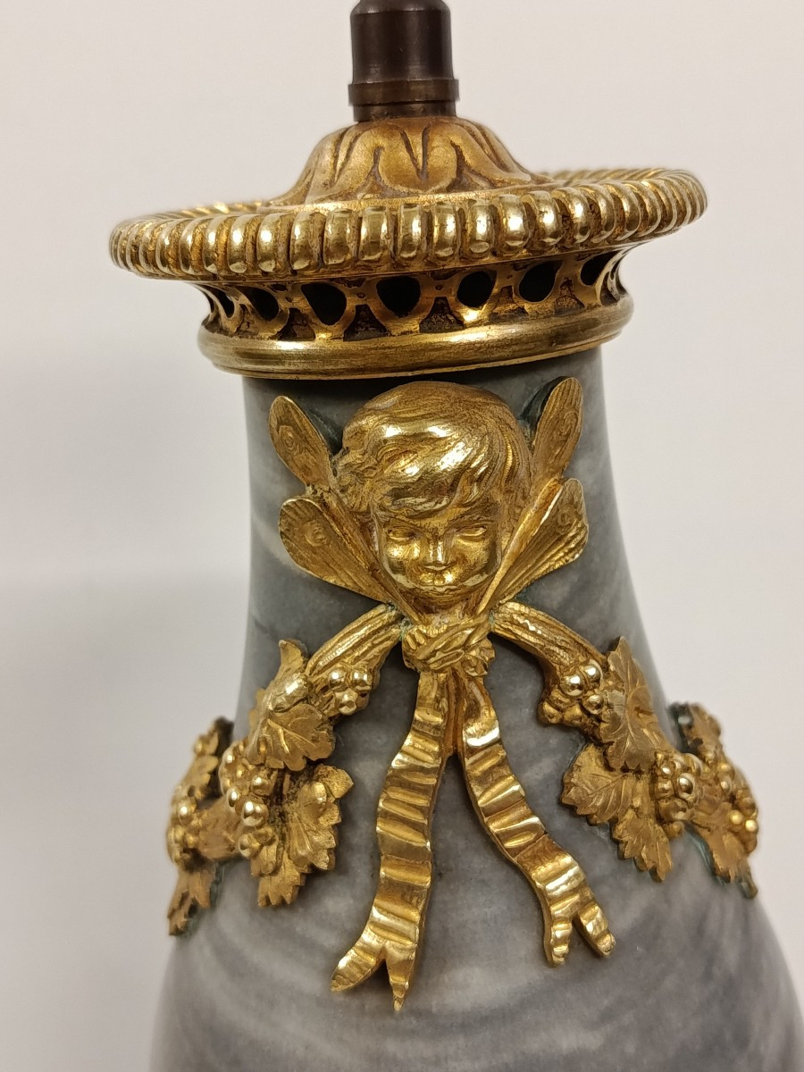 Small Louis XVI Style Lamp In Grey Marble And Gilt Bronze, 20th Century-photo-4