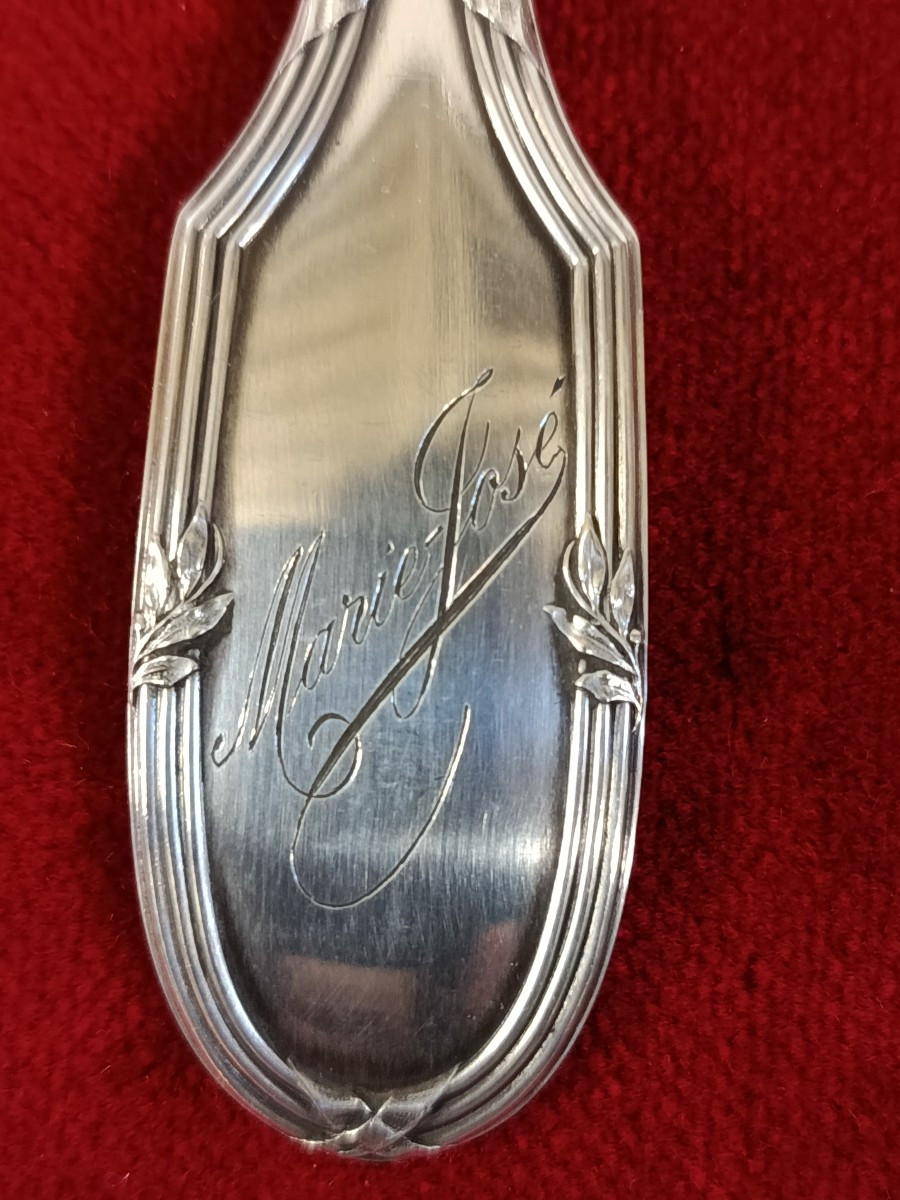 couvert d enfant : argent massif  marqué  " MARIE JOSE "-photo-3