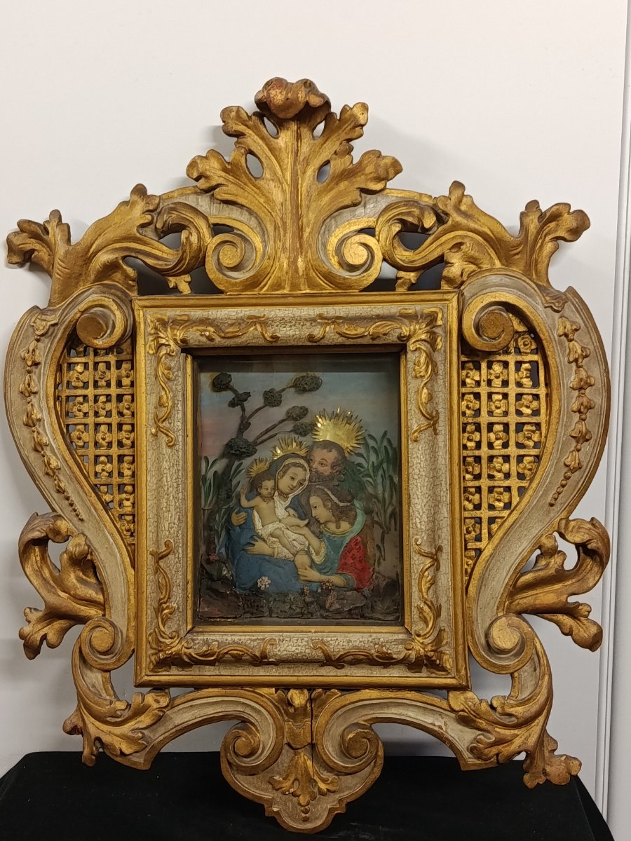 objet de dévotion représentant ""la sainte famille " début XIX europe centrale