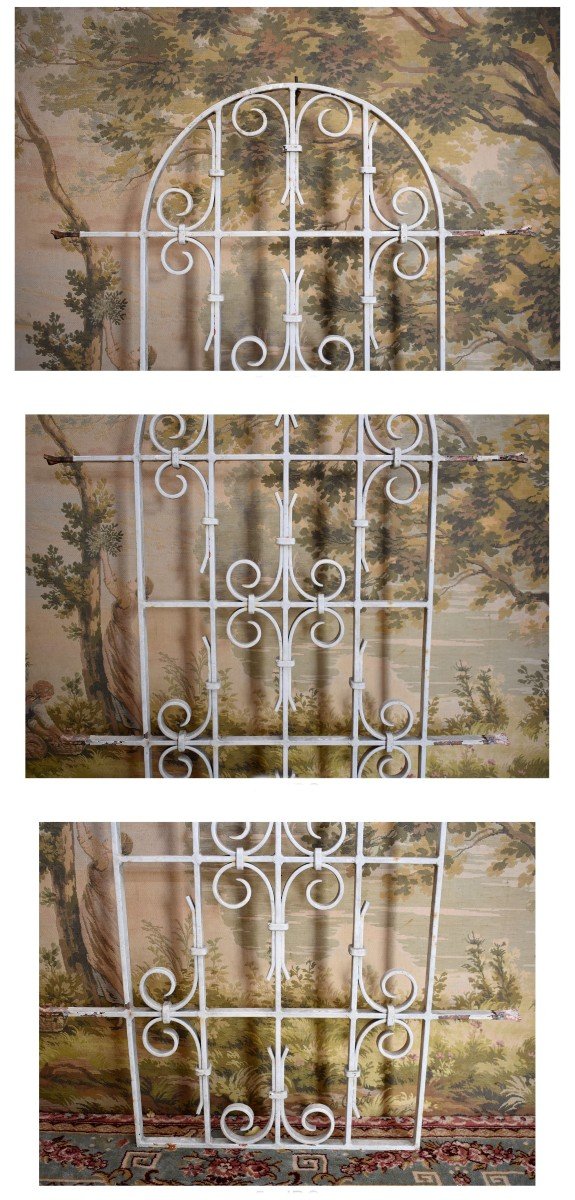 Suite De Trois Grilles En Fer Forgé et Laqué , Grille Interieur / Exterieur, Grilles De Jardin , Grilles de Sécurité ou de Fenêtres, Epoque Milieu XX ème-photo-1