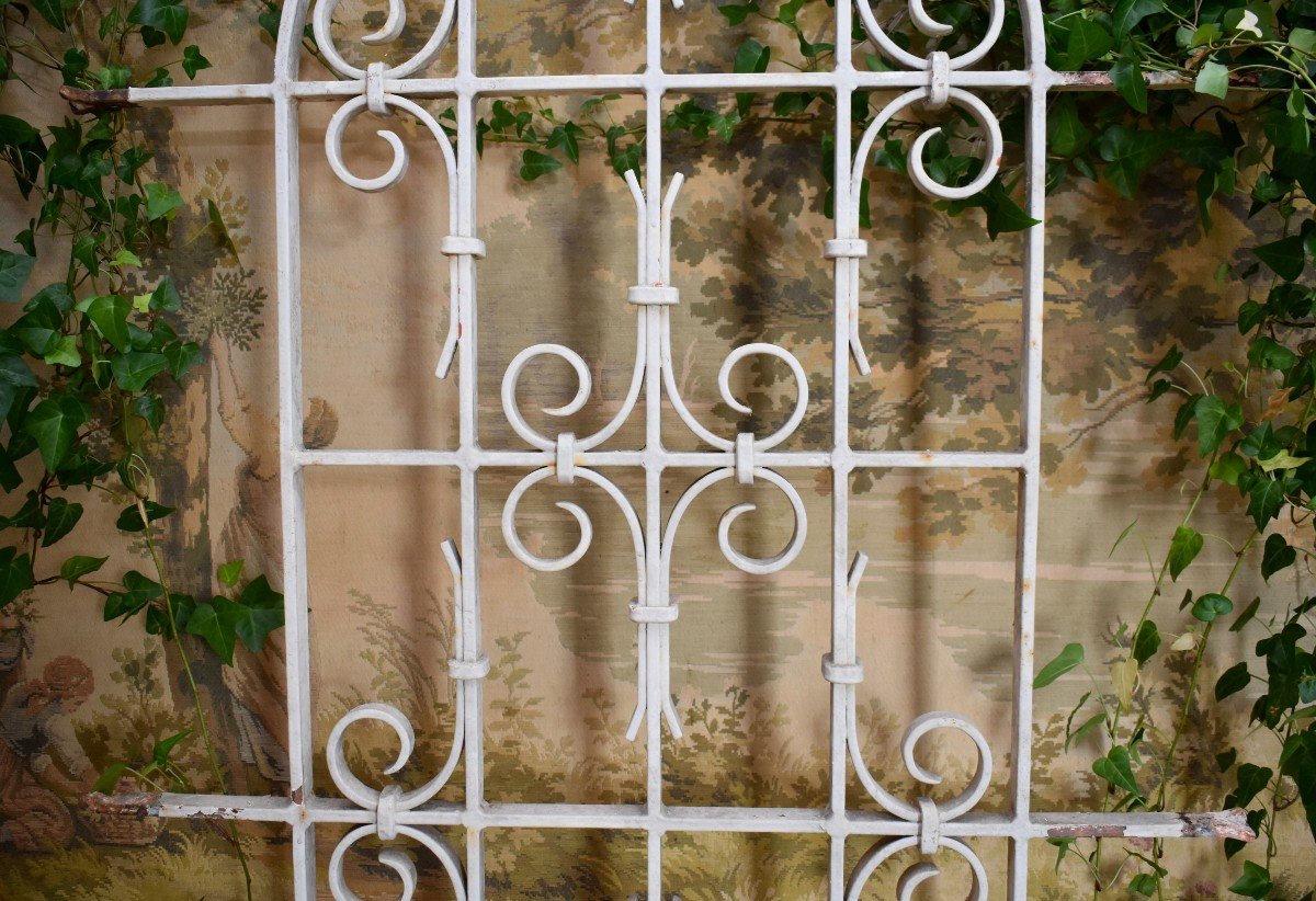 Suite De Trois Grilles En Fer Forgé et Laqué , Grille Interieur / Exterieur, Grilles De Jardin , Grilles de Sécurité ou de Fenêtres, Epoque Milieu XX ème-photo-3