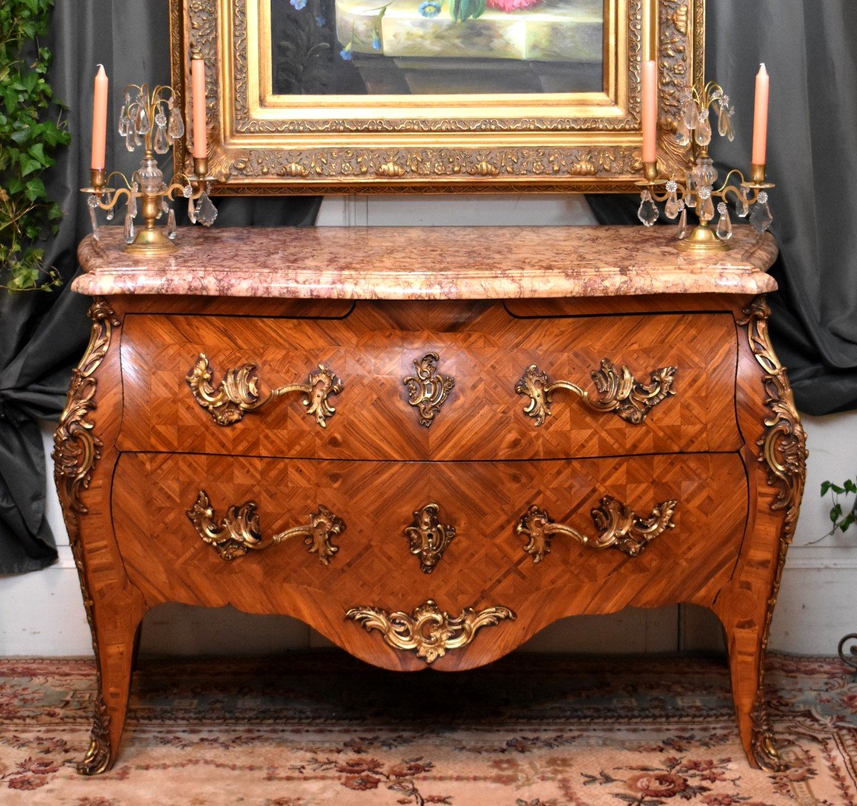 Dans le Go&ucirc;t de Migeon, Commode Galb&eacute;e Et Marquet&eacute;e De Style Louis XV , Commode Tombeau, Travail Des Faubourgs Parisiens , Epoque D&eacute;but XX eme-photo-2