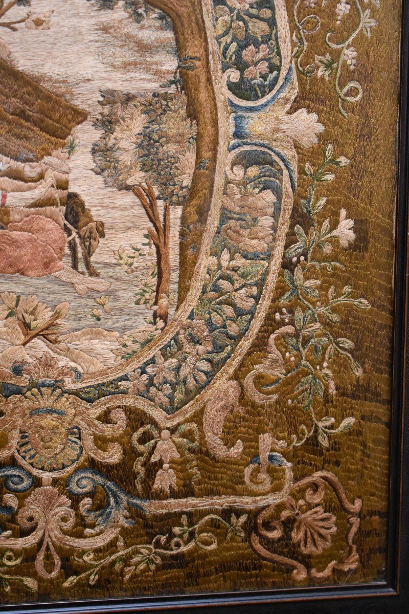 Très Grande Broderie Sur Soie d'Epoque Début XVIII Eme, Rare Thème Orientaliste, Peinture à L'aiguille-photo-2