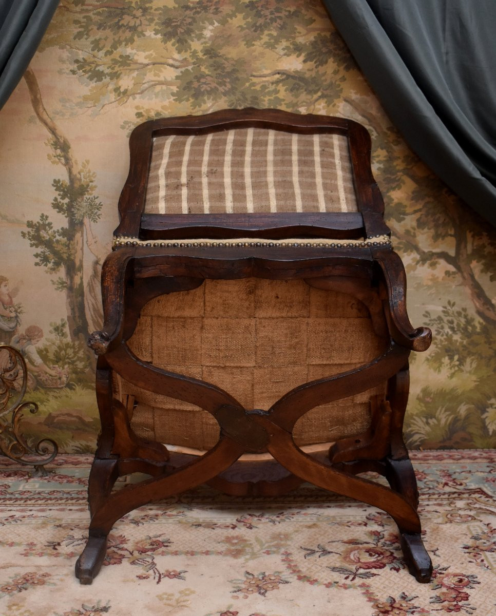 Fauteuil d&#039; Epoque R&eacute;gence , Tapisserie Aux Petits Points, D&eacute;but XVIII&egrave;me-photo-8