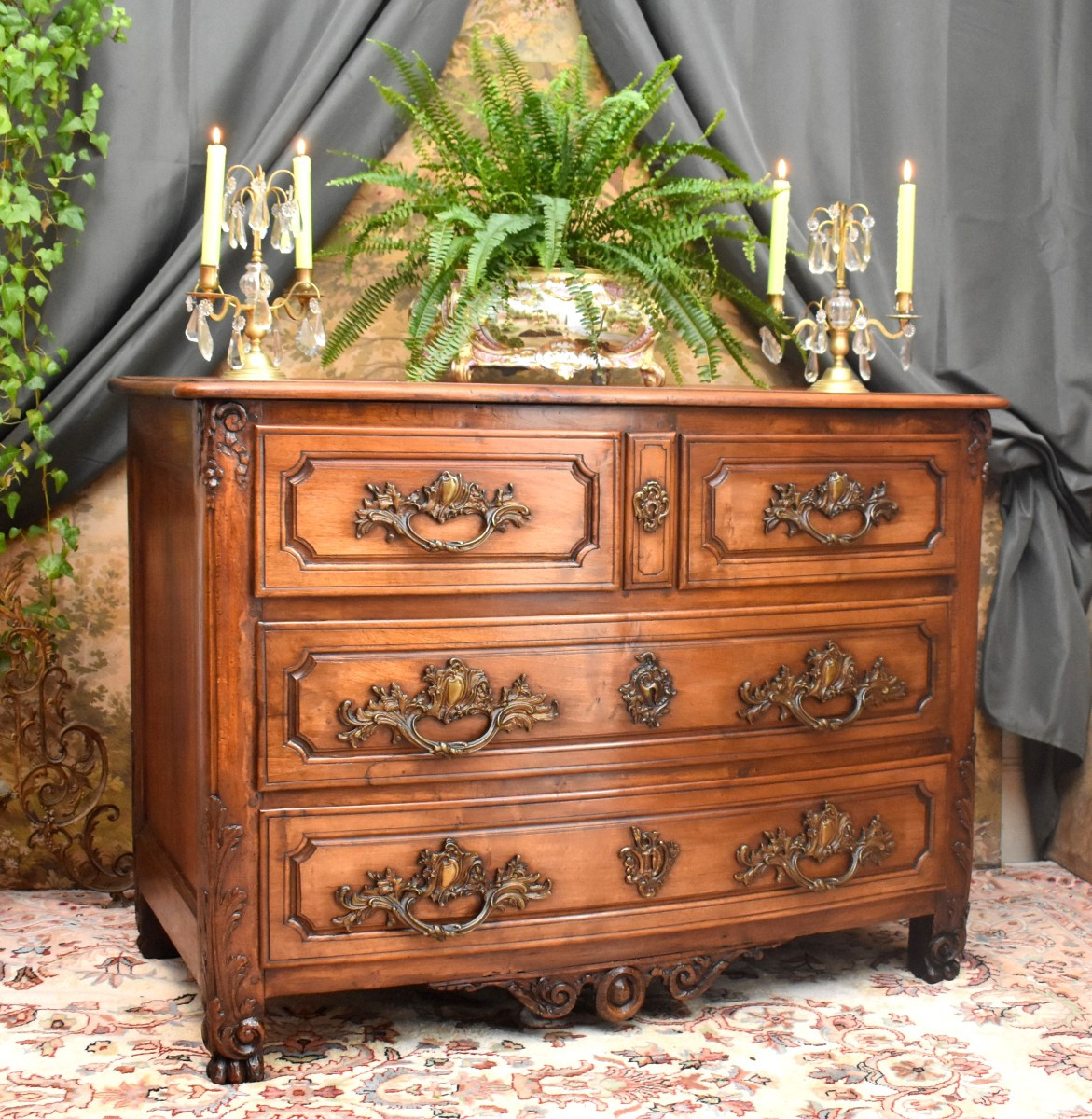 Rhône Valley, Lyonnaise Chest Of Drawers, Regency Period, Lyon, Early 18th Century