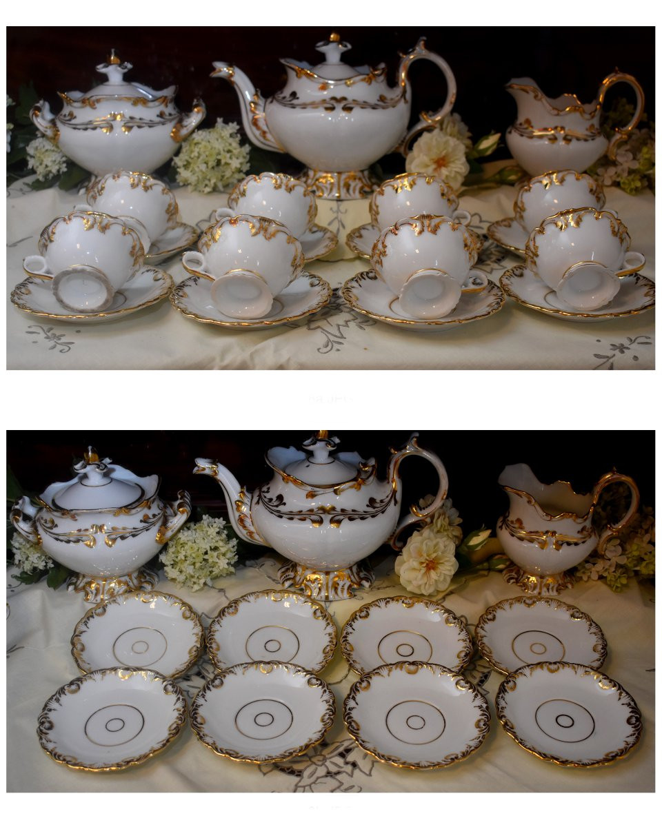 Service à café en Porcelaine Blanche et Or, Style Rocaille, Epoque Louis Philippe, Huit tasses-photo-4