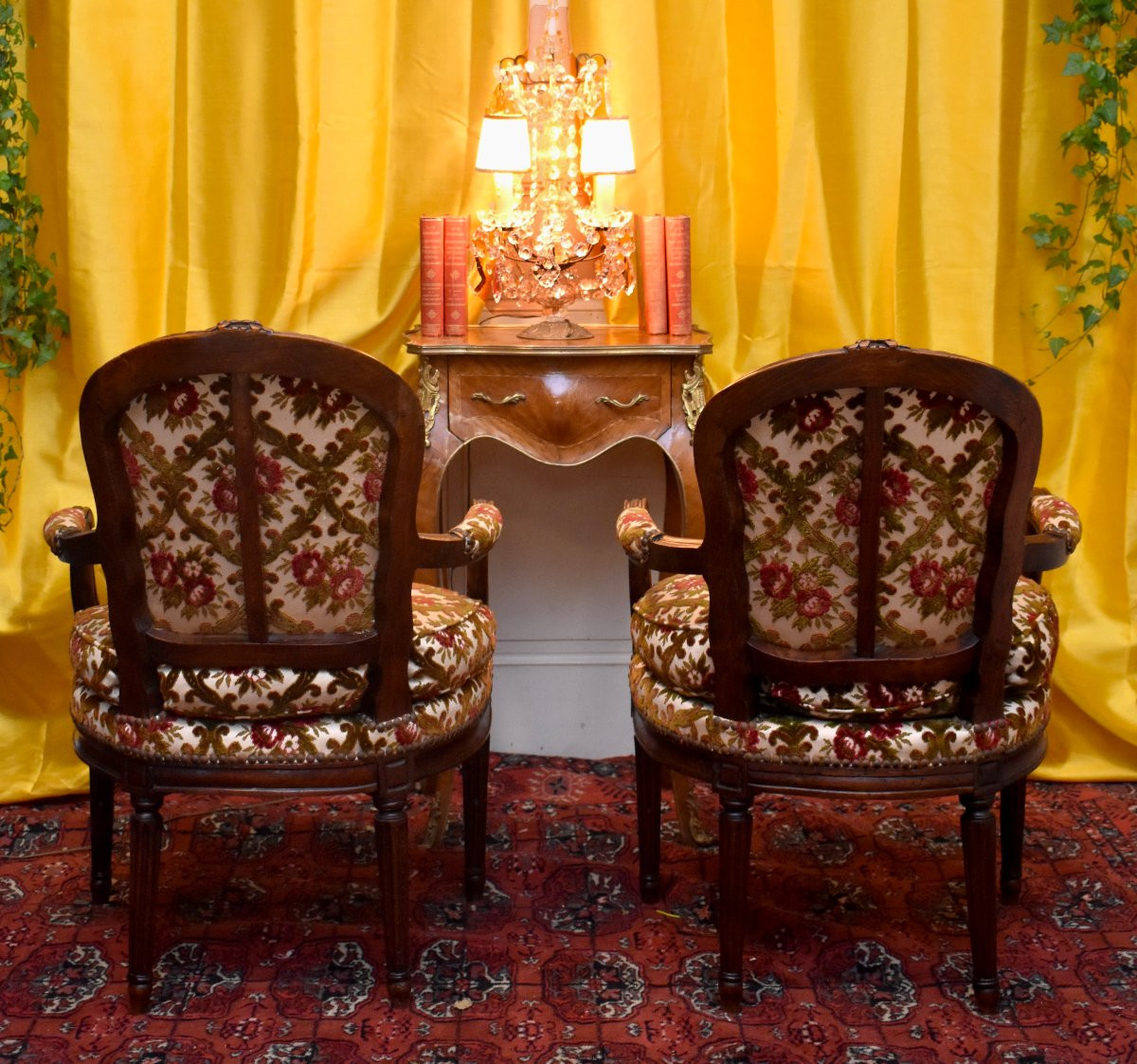 Paire de fauteuils Cabriolets Epoque Transition, Louis XV / Louis XVI, vers 1760-1770, XVIIIeme-photo-4