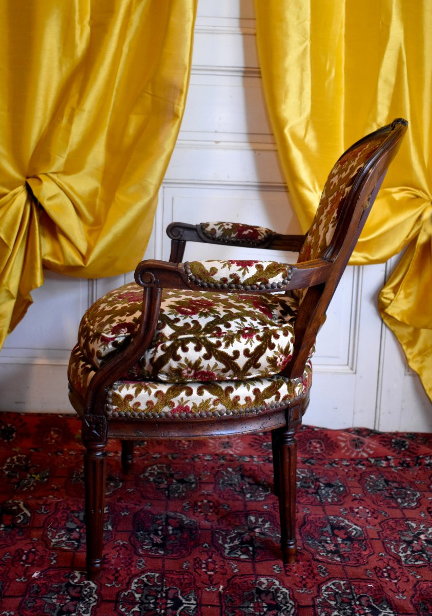 Paire de fauteuils Cabriolets Epoque Transition, Louis XV / Louis XVI, vers 1760-1770, XVIIIeme-photo-5