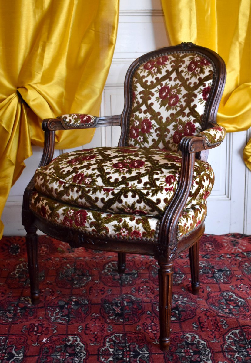 Paire de fauteuils Cabriolets Epoque Transition, Louis XV / Louis XVI, vers 1760-1770, XVIIIeme-photo-7