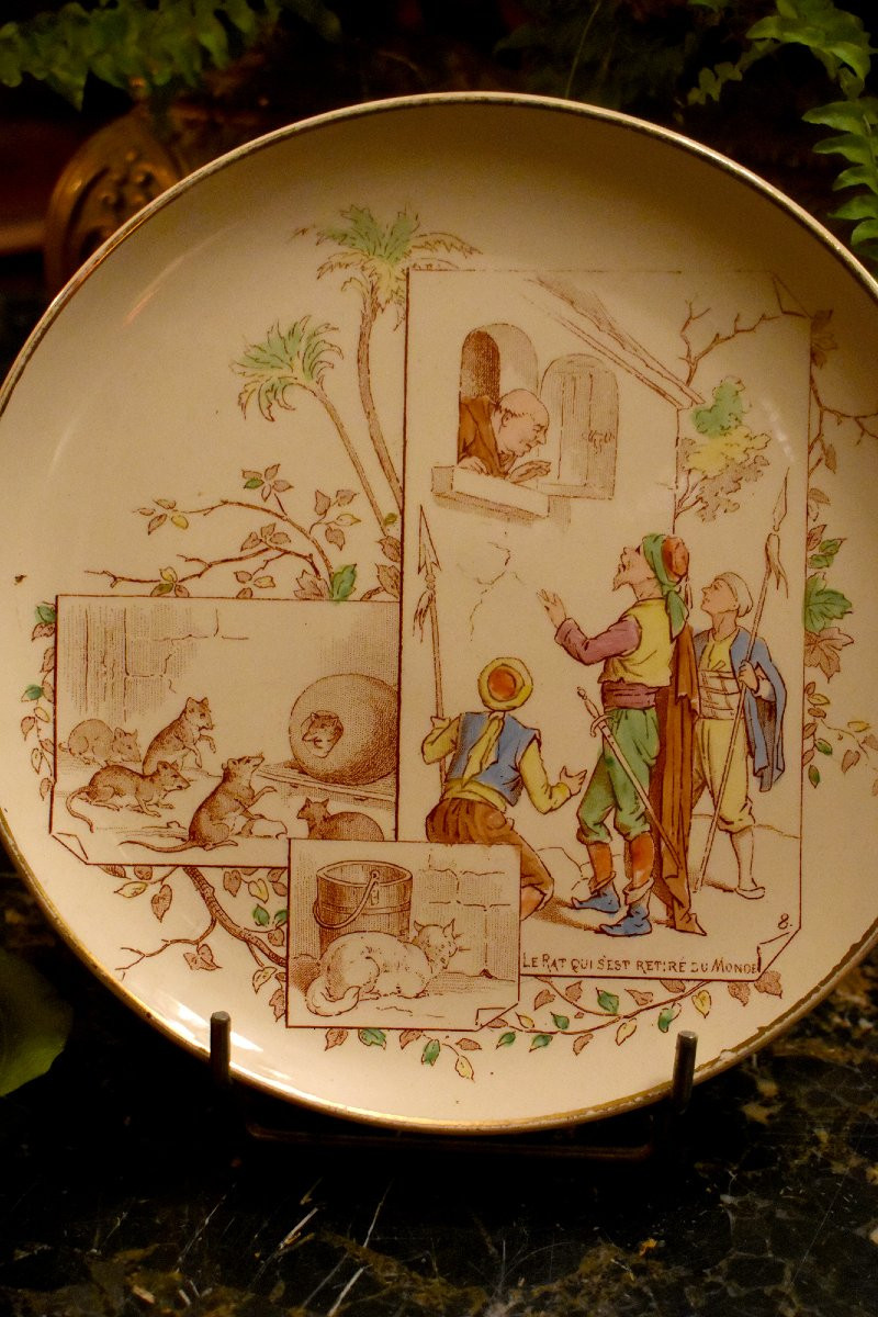  Fables de la Fontaine par Creil et Montereau, Service à Dessert, Huit  Assiettes en Faïence -photo-6