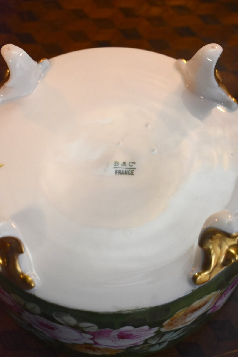 Coupe en Porcelaine de  Limoges, décor de Roses peint Main, Centre de Table, Cache pot, XXeme-photo-5