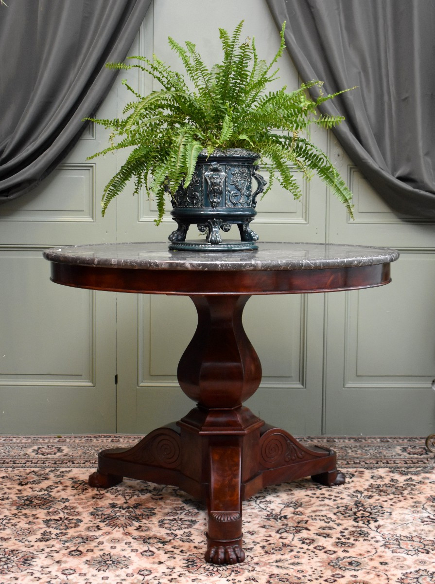 Guéridon d'époque Restauration en Acajou, marbre Gris sainte Anne, Vers 1820