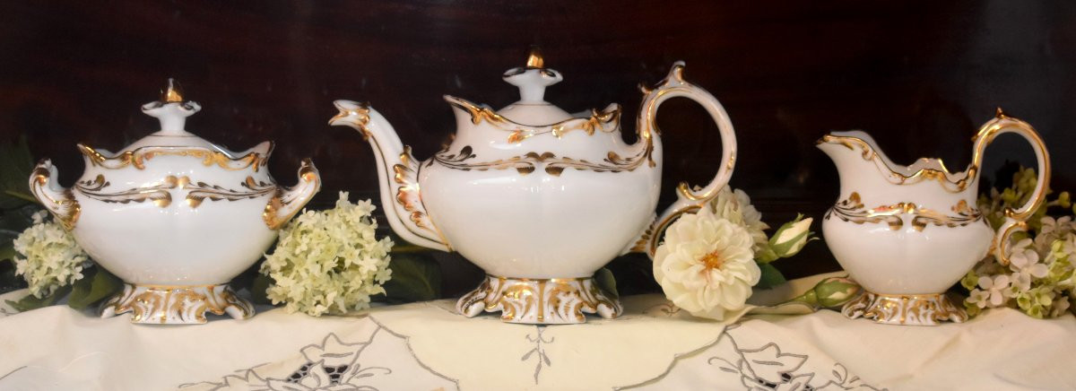 Service à café en Porcelaine Blanche et Or, Style louis XV / Rocaille, Epoque Louis Philippe-photo-4