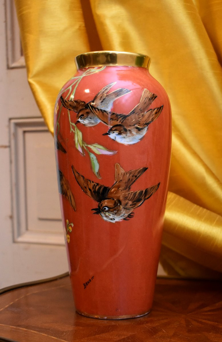 Vase In Limoges Porcelain, Hand-painted Birds, Signed Benoît, 20th Century-photo-1