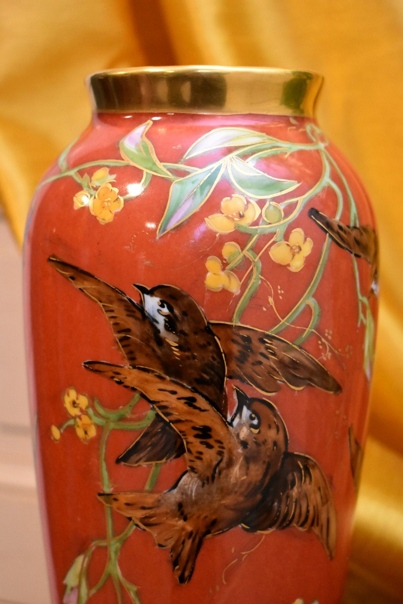 Vase In Limoges Porcelain, Hand-painted Birds, Signed Benoît, 20th Century